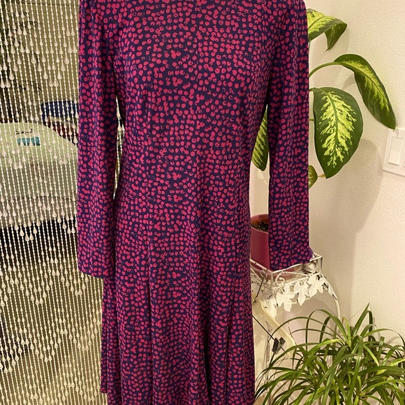 LIZ CLAIBORNE BUTTON BACK - Picture 5 of 8